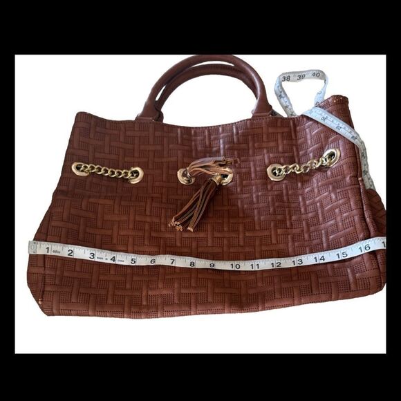 Big Buddha Top Handle Basketweave Texture Brown Boho Tassel Tote Bag - Picture 10 of 10